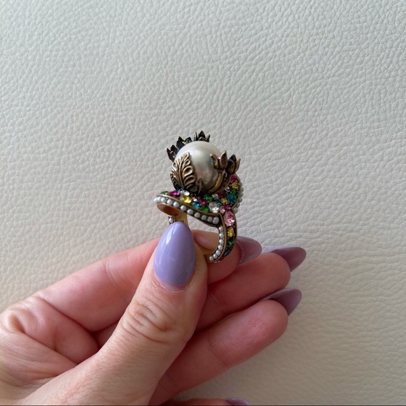 NEW GUCCI RING PEARL CRYSTAL EMBELLISHED Flower - Picture 10 of 12